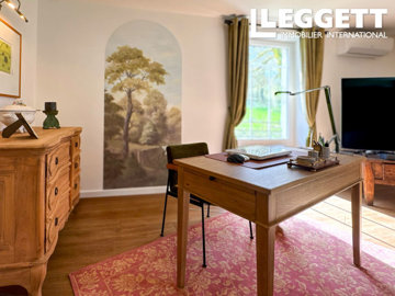 ahr0chm6ly9jzg4uagvzdglhlmltbw8vaw1hz2uvvevom