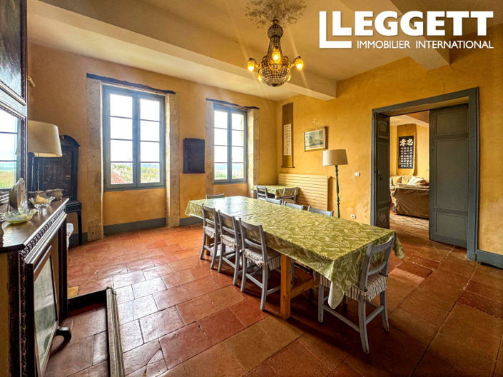 Image No.3-10 Bed House for sale