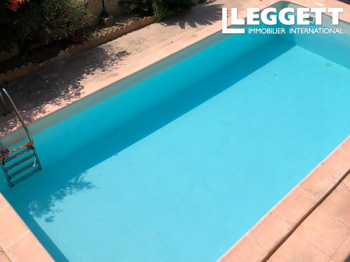 Image No.2-5 Bed House for sale