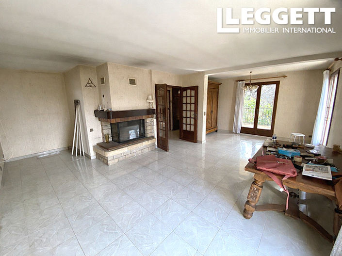 Image No.4-5 Bed House for sale