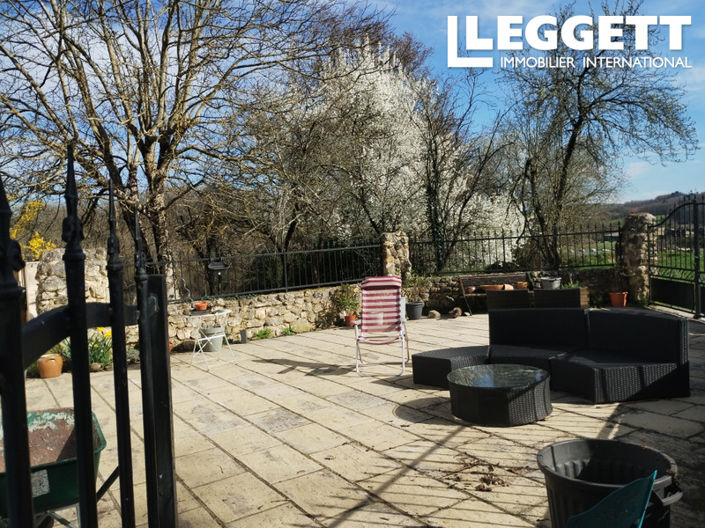 Image No.6-5 Bed House for sale