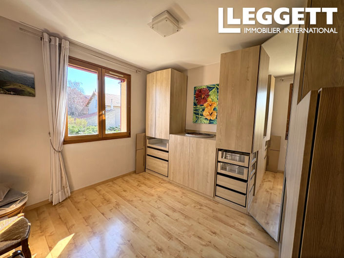 Image No.4-5 Bed House for sale