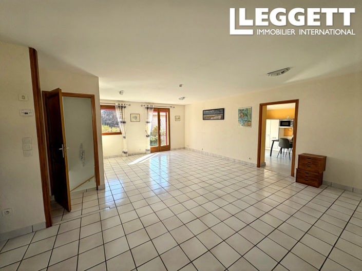 Image No.5-5 Bed House for sale