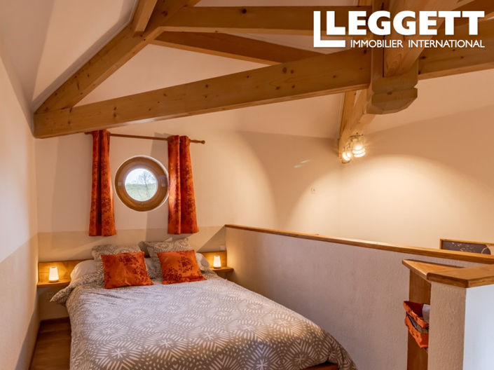 Image No.9-4 Bed House for sale