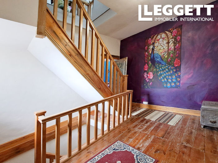 Image No.6-4 Bed House for sale