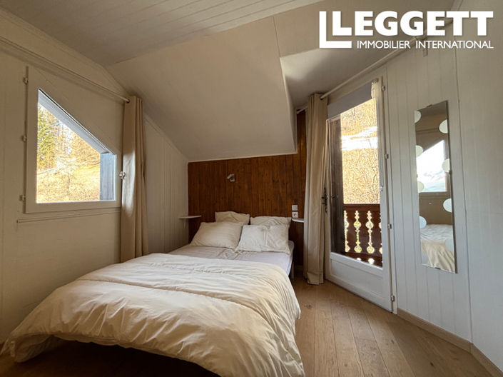 Image No.3-6 Bed Apartment for sale