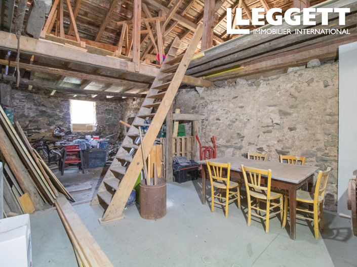 Image No.6-2 Bed House for sale