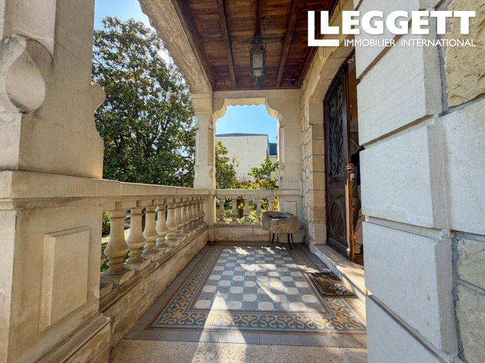 Image No.10-8 Bed House for sale