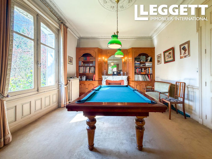 Image No.3-8 Bed House for sale