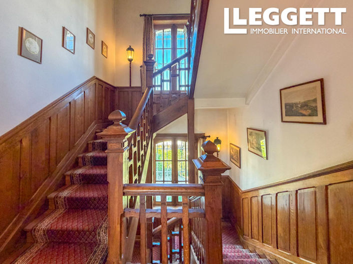 Image No.4-8 Bed House for sale