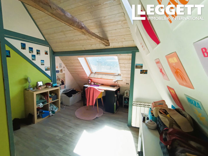 Image No.9-4 Bed House for sale