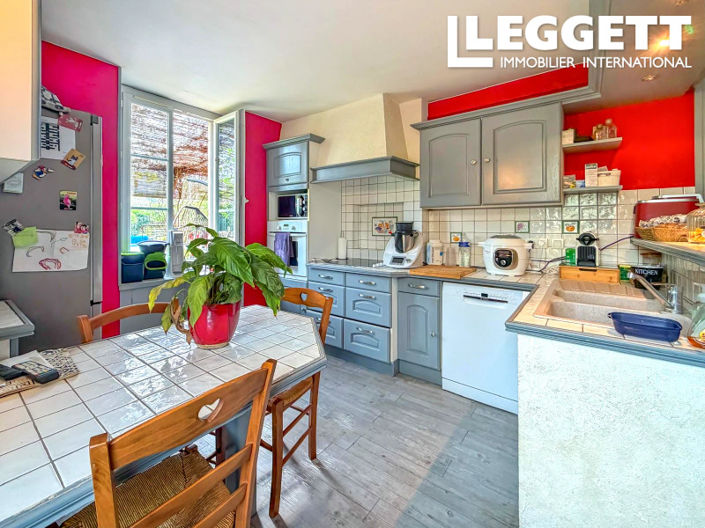 Image No.4-7 Bed House for sale