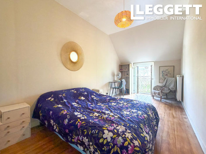 Image No.6-7 Bed House for sale