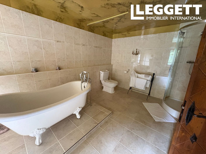 Image No.6-4 Bed House for sale