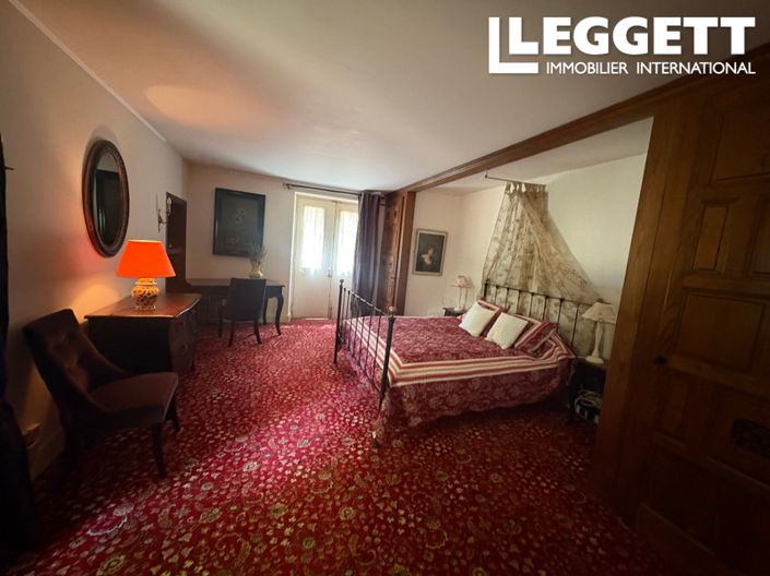 Image No.7-4 Bed House for sale