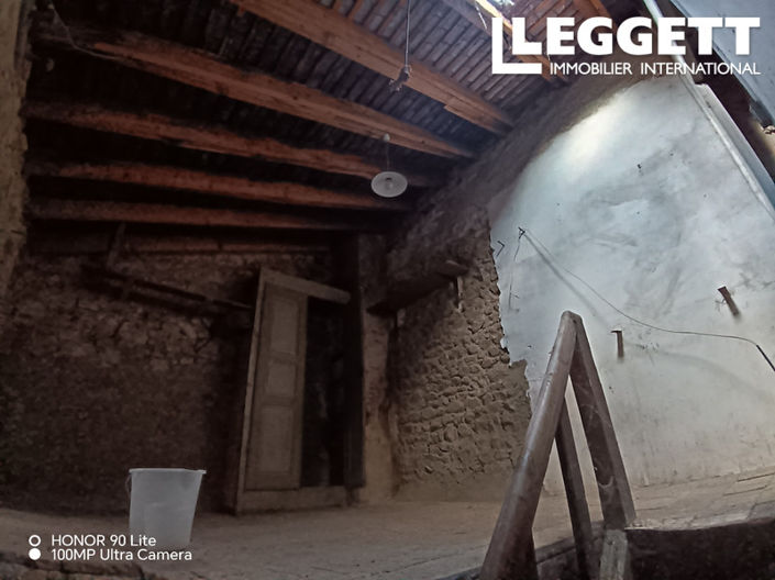 Image No.10-2 Bed House for sale