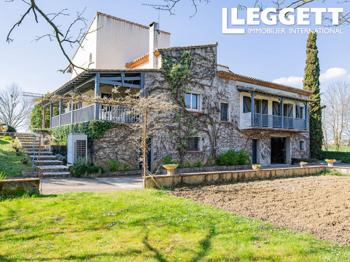 Image No.2-6 Bed House for sale