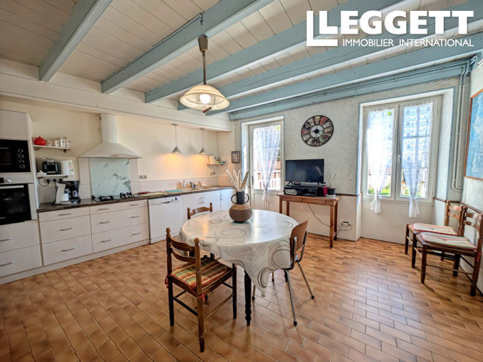 Image No.2-4 Bed House for sale