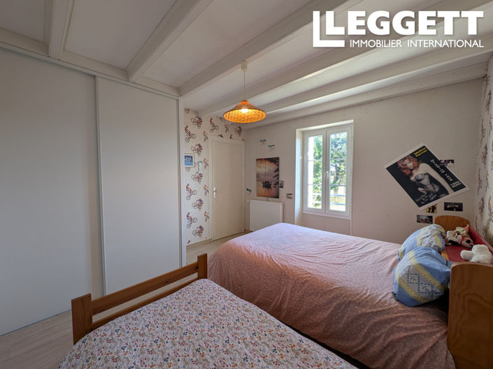 Image No.7-4 Bed House for sale