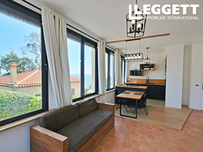 Image No.5-Maison de 2 chambres à vendre à Saint-Raphael