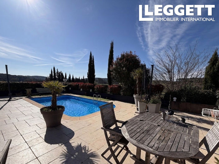 Image No.2-5 Bed House for sale