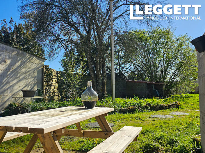 Image No.10-6 Bed House for sale