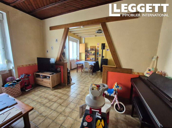 Image No.5-2 Bed House for sale