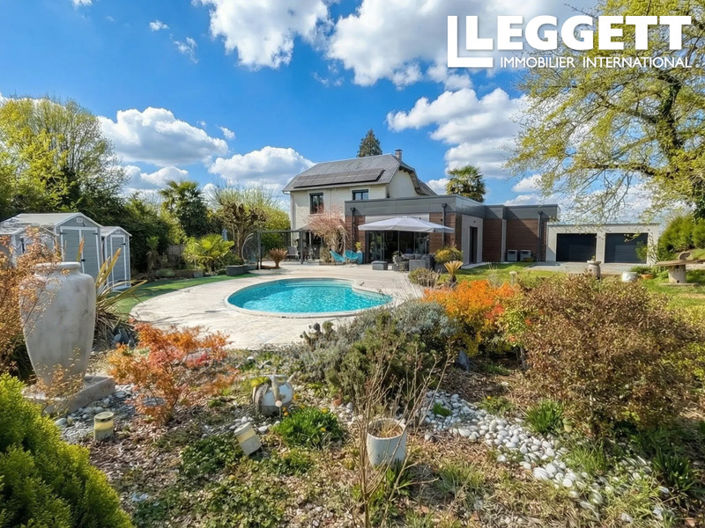 Image No.2-5 Bed House for sale