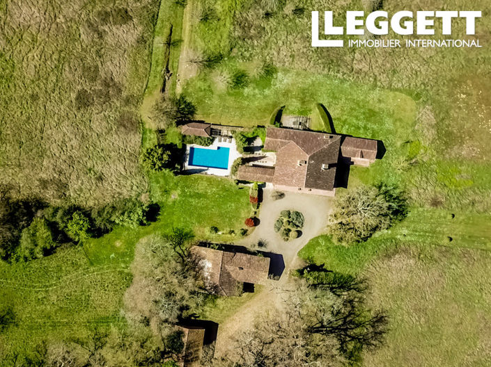 Image No.4-5 Bed House for sale