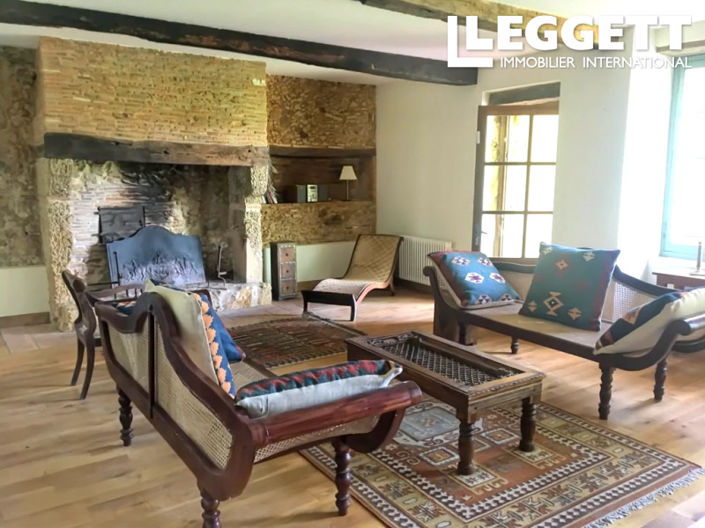 Image No.7-5 Bed House for sale