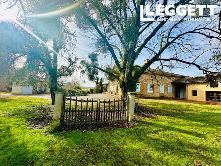 Image No.8-5 Bed House for sale