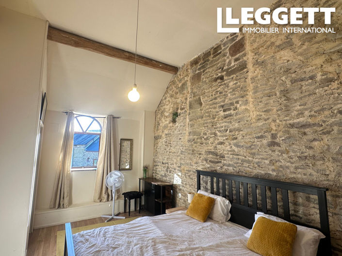 Image No.6-3 Bed House for sale