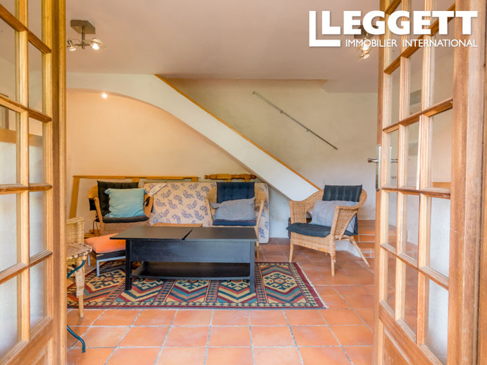 Image No.6-3 Bed House for sale