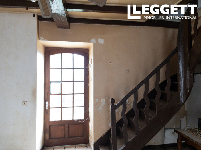 Image No.6-6 Bed House for sale