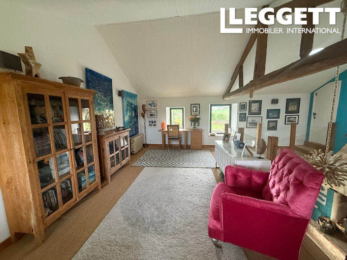 Image No.6-5 Bed House for sale