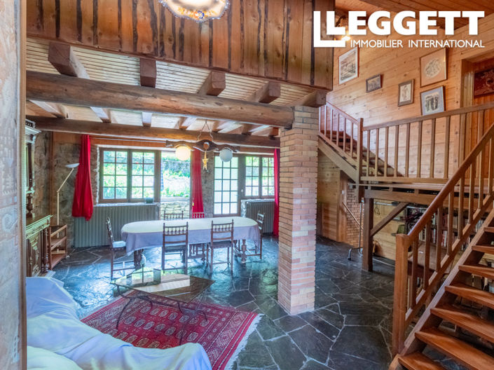 Image No.2-4 Bed House for sale