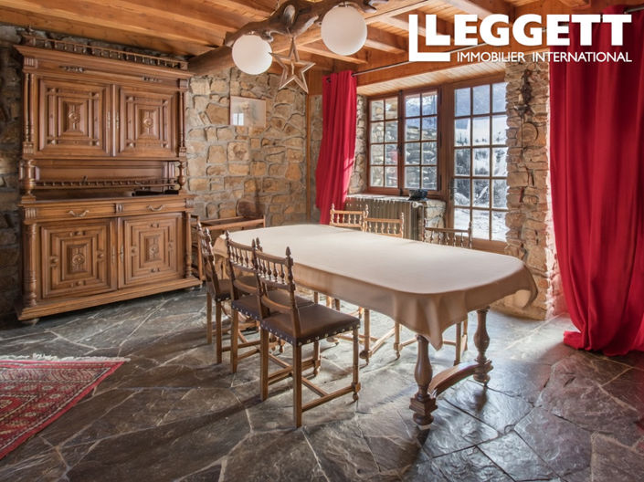 Image No.3-4 Bed House for sale