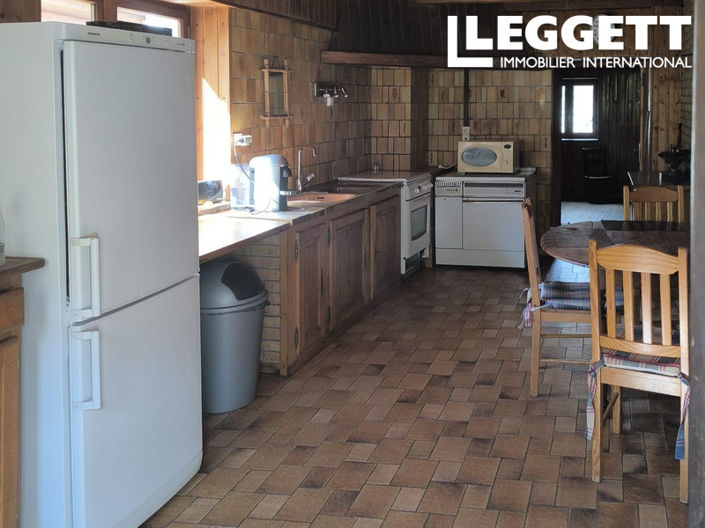 Image No.6-4 Bed House for sale