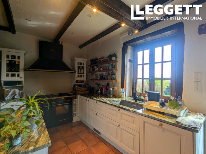 Image No.7-4 Bed House for sale