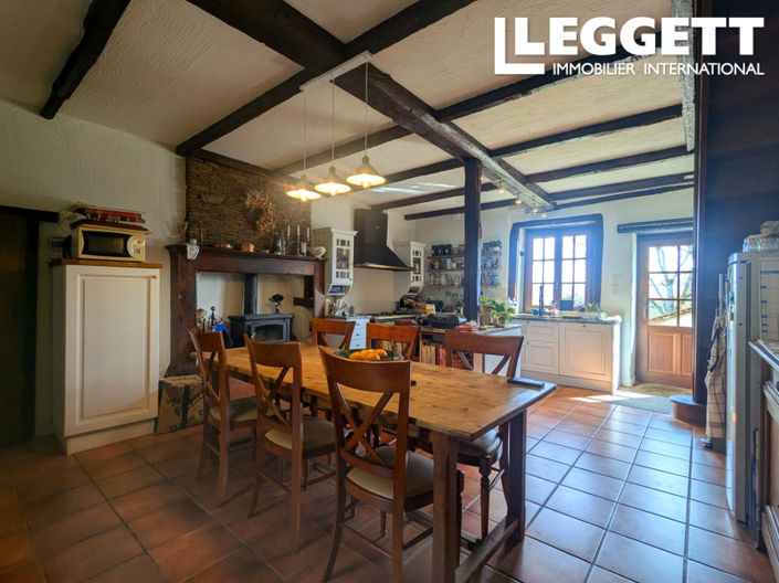 Image No.9-4 Bed House for sale