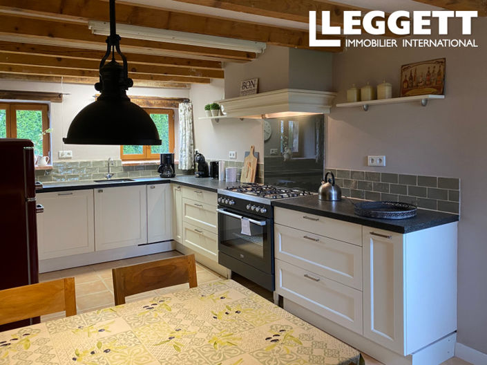 Image No.3-Maison de 3 chambres à vendre à Saint-Yrieix-la-Montagne