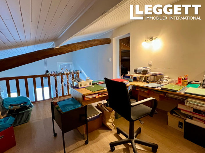 Image No.9-3 Bed House for sale