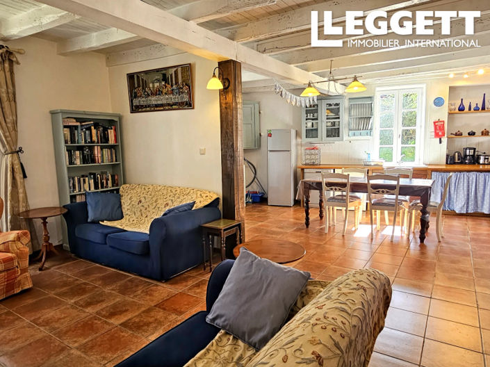 Image No.7-7 Bed House for sale