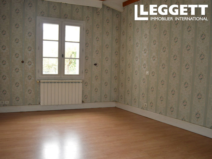 Image No.6-5 Bed House for sale