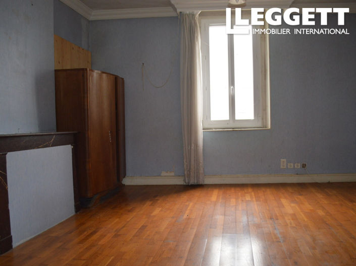 Image No.9-5 Bed House for sale