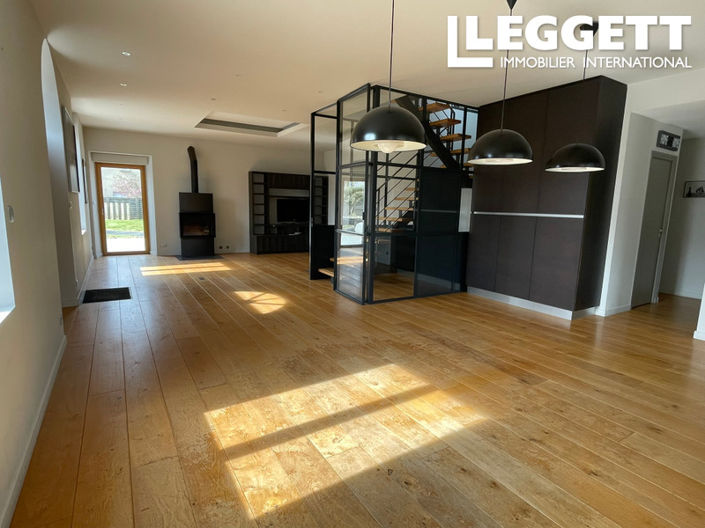 Image No.4-4 Bed House for sale