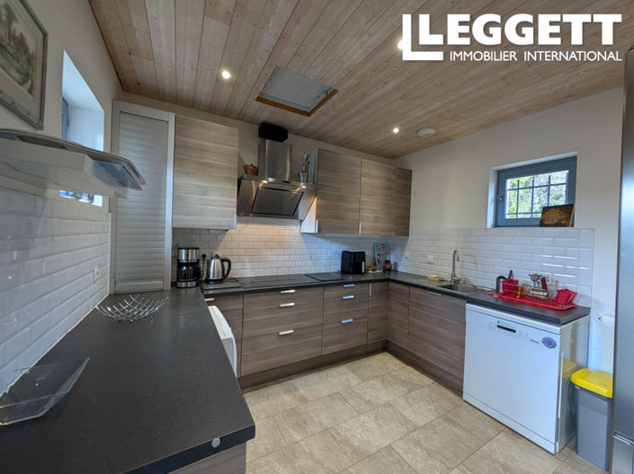 Image No.4-5 Bed House for sale