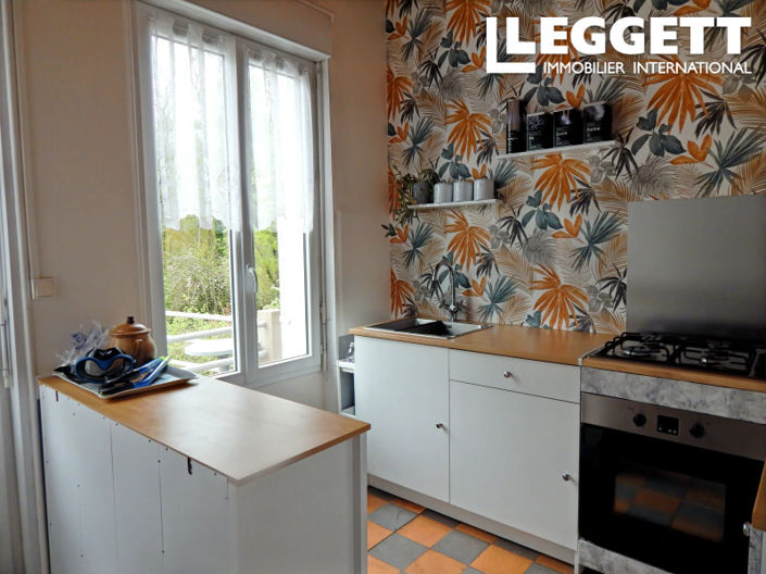 Image No.4-2 Bed House for sale