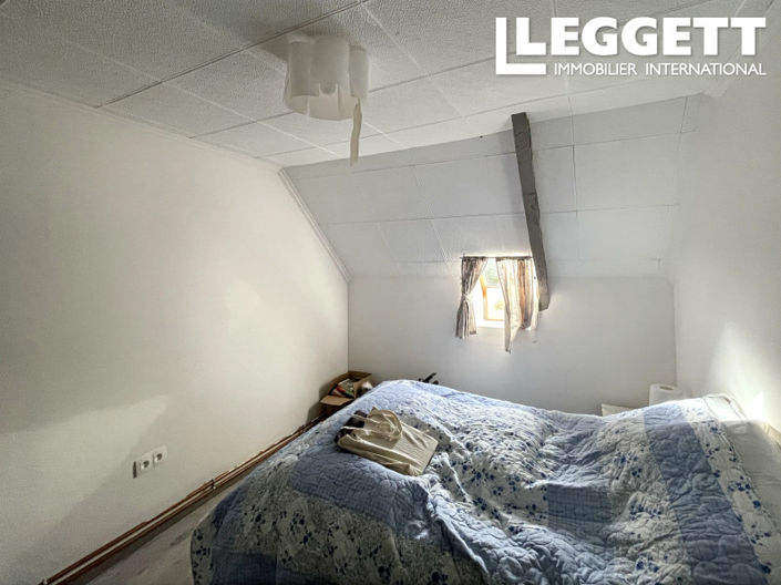 Image No.10-4 Bed House for sale