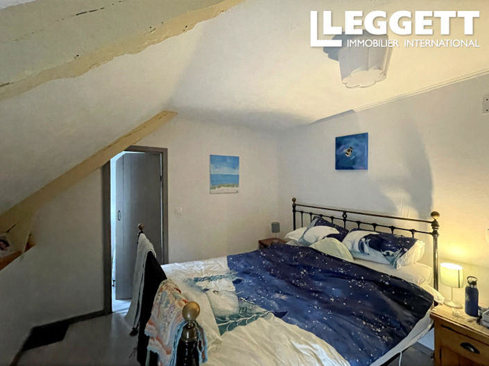 Image No.9-4 Bed House for sale